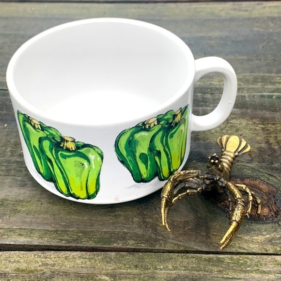 Vintage White with Green Bell Pepper Mug Cup Vegetables Farm Garden - Picture 1 of 9